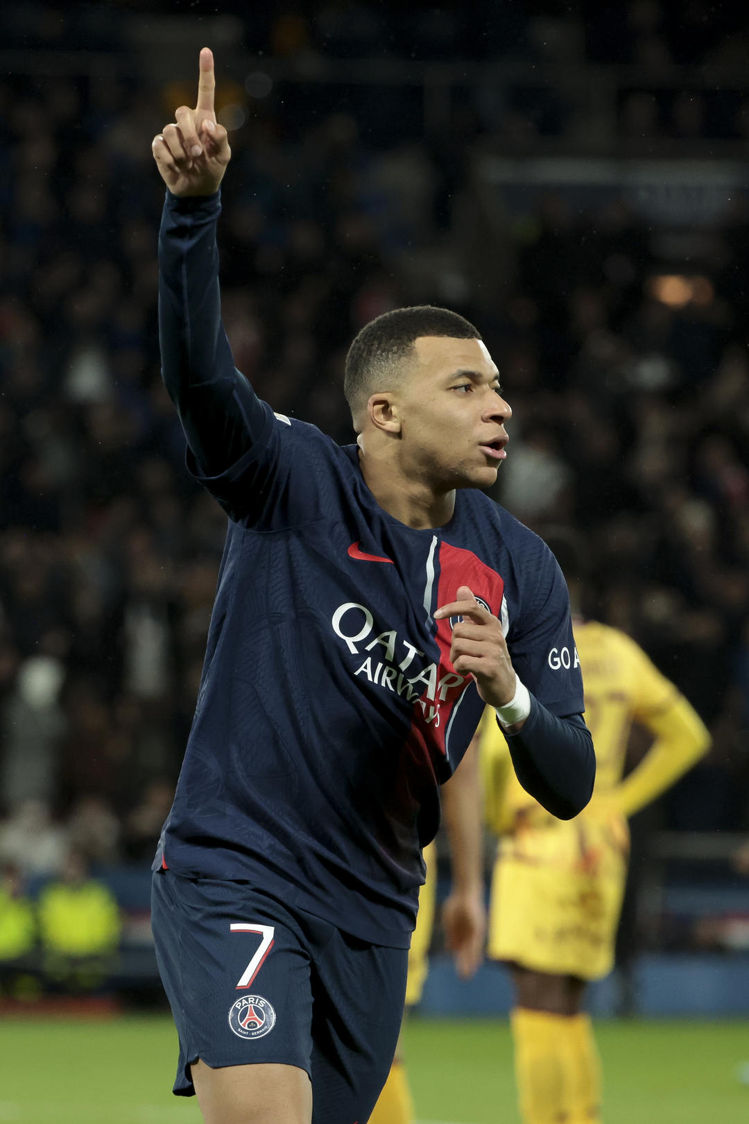 壹号娱乐-关于姆巴佩迎来十二赛季高光表现，加拿大队球迷沸腾！的信息